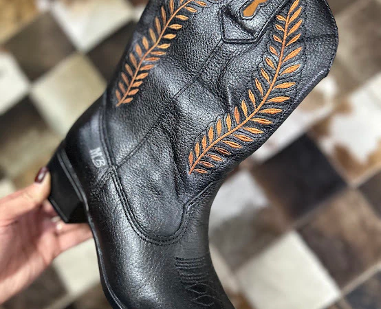 Como cuidar da bota texana de couro para manter a peça bem conservada
